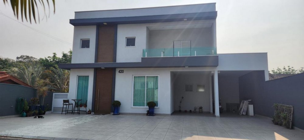 Casa em Condomnio - Aluguel - Aruj Country Club - Itaquaquecetuba - SP