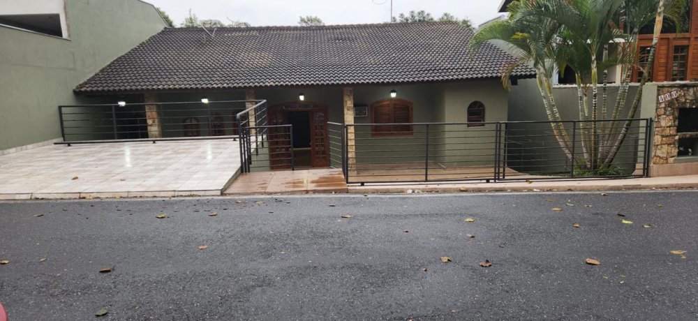 Casa em Condomnio - Venda - Aruj Country Club - Itaquaquecetuba - SP
