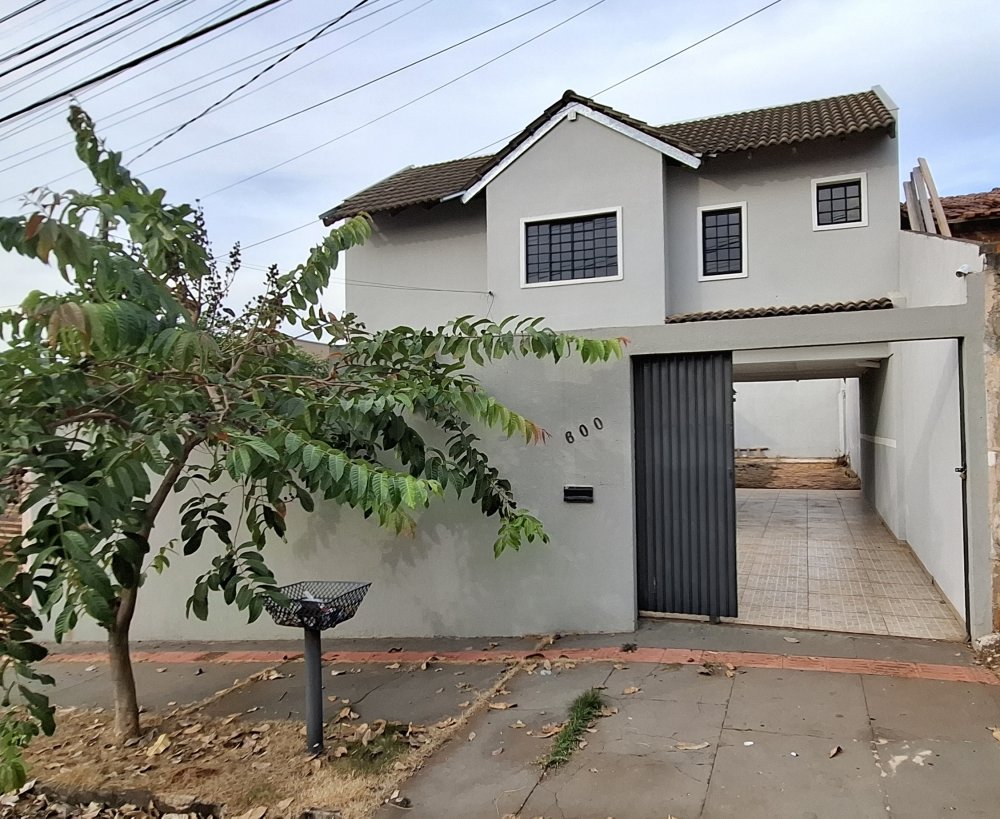 Sobrado - Venda - Jardim Maria Luiza - Londrina - PR