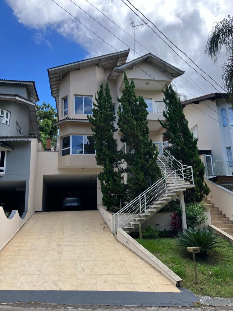 Casa em Condomínio - Aluguel - Parque Residencial Itapeti - Mogi das Cruzes - SP