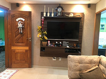Casa � Venda 3 dorm. sendo 1 su�te 245 m2 Conj Luiz de S�