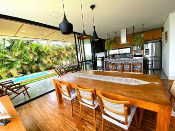 Casa para VENDA 3 Sutes Piscina Cond. Real Park Aruj